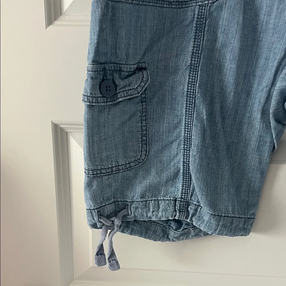 St. John's Bay Light Wash Cargo Denim Shorts - Picture 4 of 11